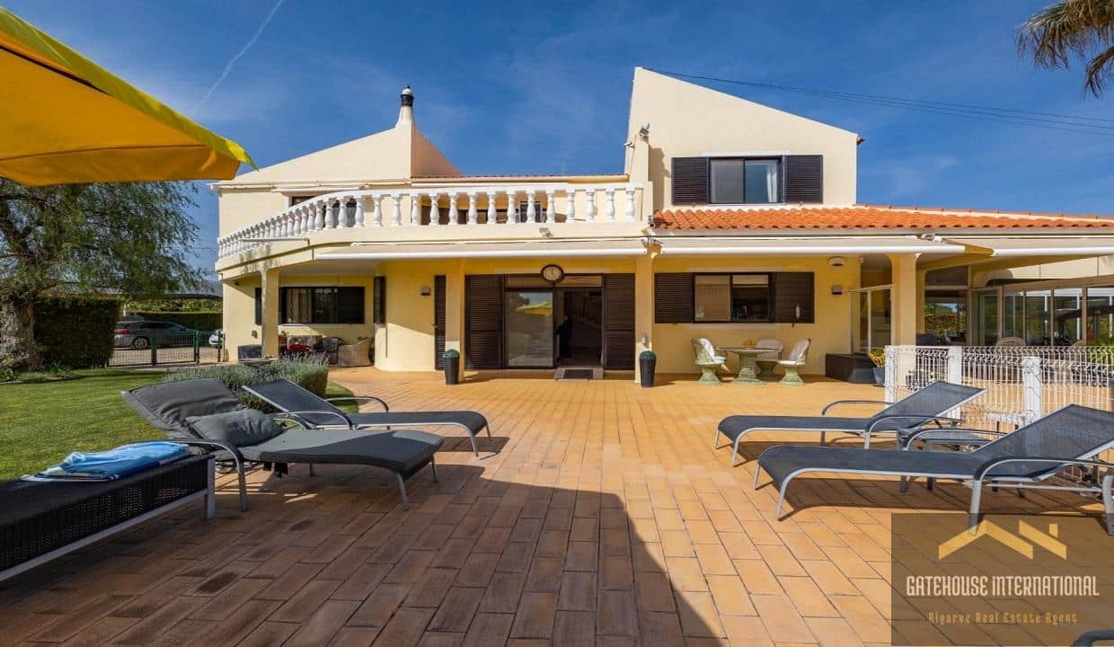 5 Bed Villa With Pool & Tennis Court Near Vale do Lobo Algarve 0