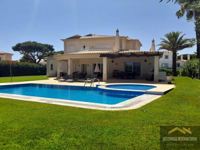 Villa De Golf Con Vistas A La Calle En Vila Sol Resort Algarve 0