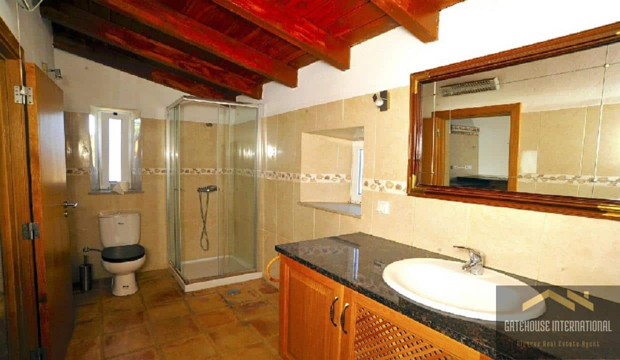 Single Storey Villa In Sao Bras De Alportel Algarve 32