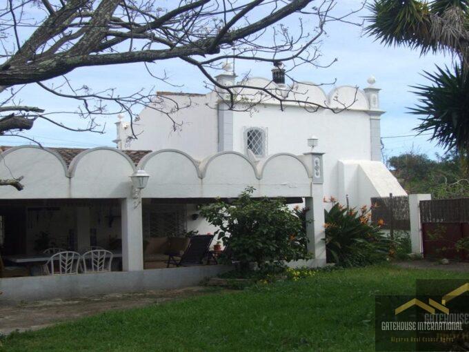 Traditional 2 Bed Townhouse With Garage & Garden In Santa Catarina Algarve 2