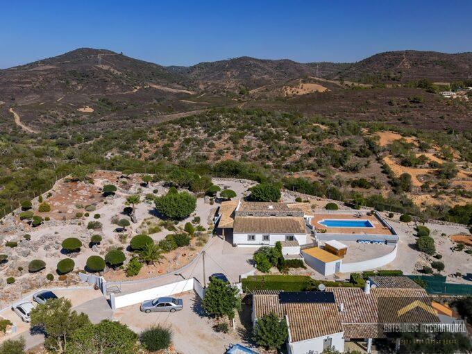 Villa mit guter Aussicht zum Verkauf in Loule Algarve1