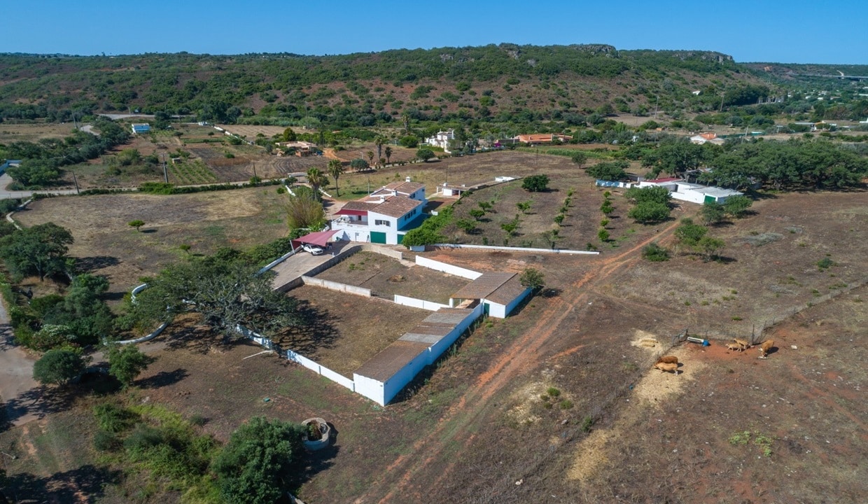 12 Bed Farmhouse With 9.5 Hectares In Lagos West Algarve 88