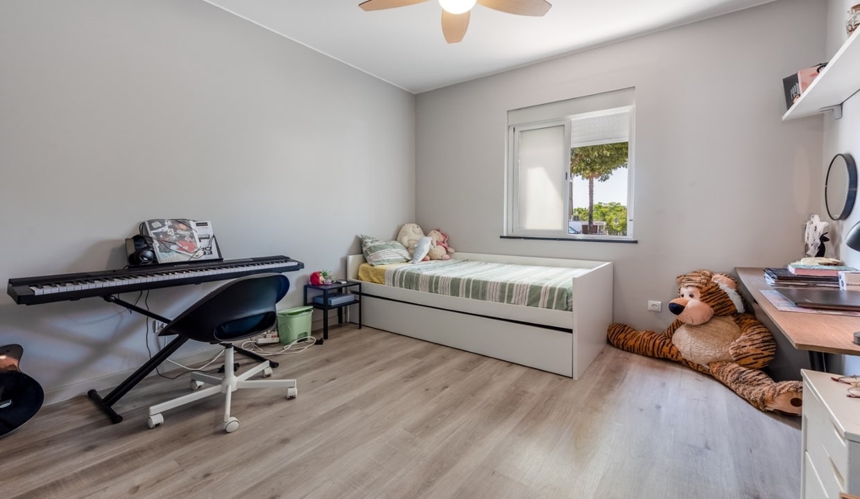 3 Bedroom Renovated Apartment In Lagos Algarve09