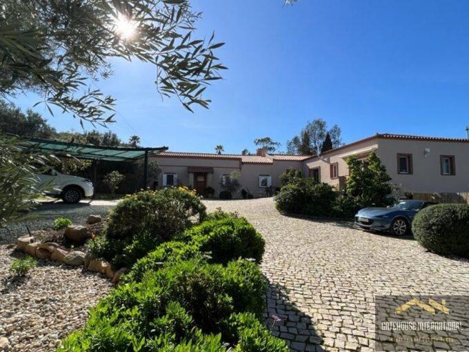 Quinta de 4 chambres divisée en 2 maisons indépendantes à Goldra Loule Algarve1111