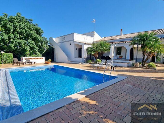 Villa de 4 chambres à vendre à Sao Bras de Alportel Algarve 1
