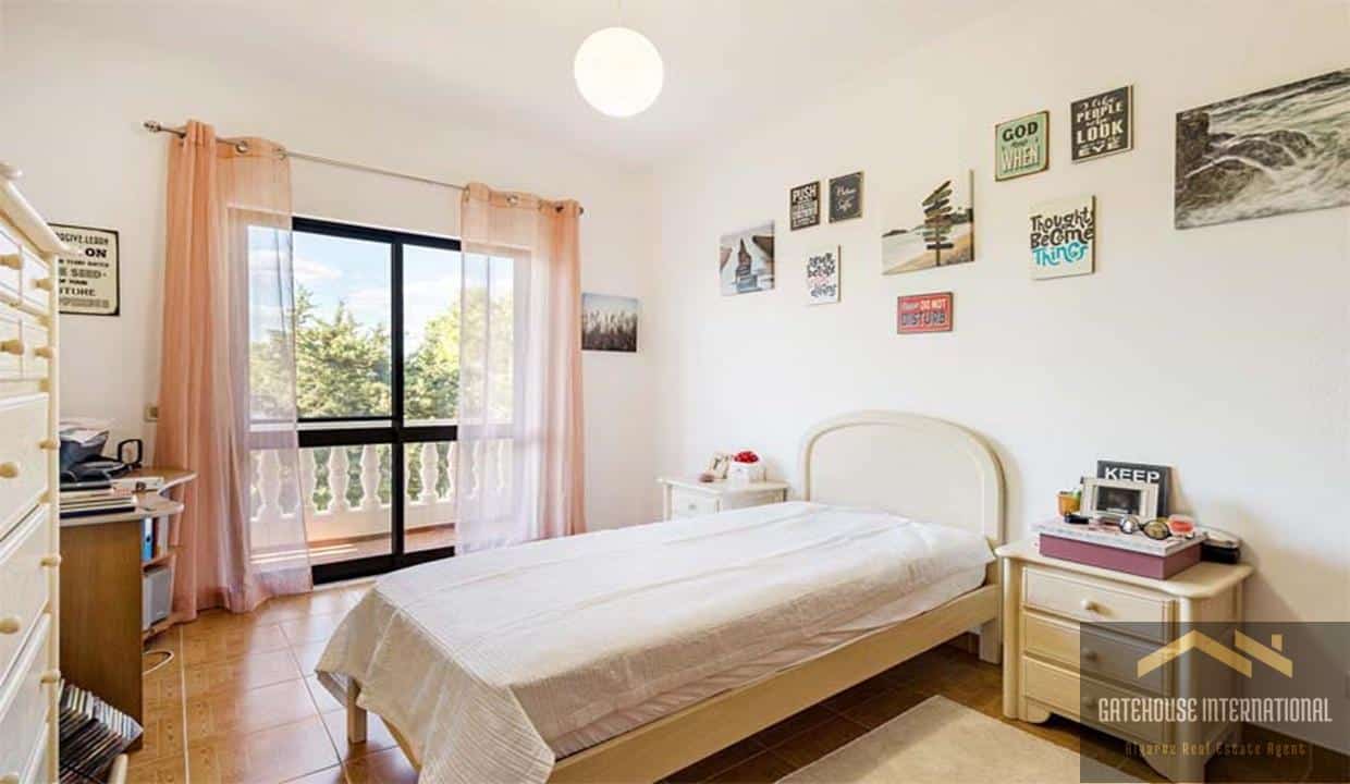 4 Bed Villa With 2.75 Hectares In Almancil Algarve 09