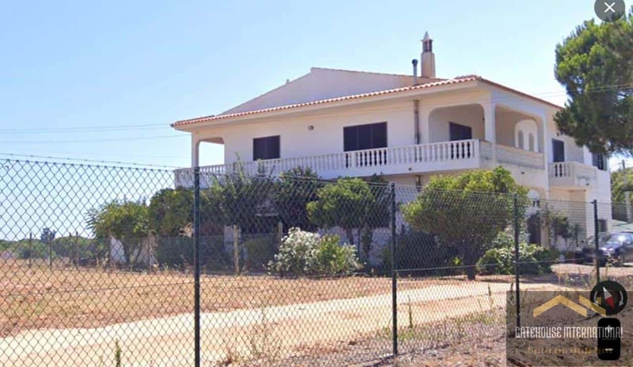 4 Bed Villa With 2.75 Hectares In Almancil Algarve 23