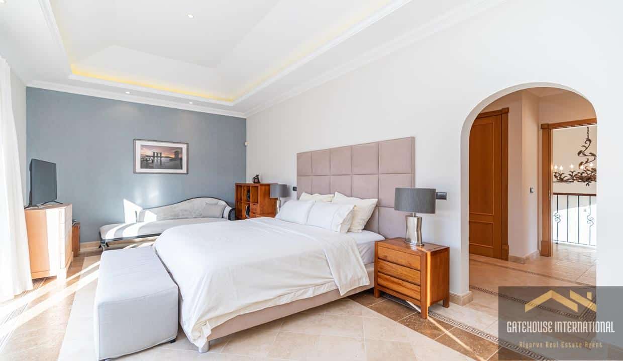 4 Bed Villa With Golf Views In Vila Sol Resort Algarve 7