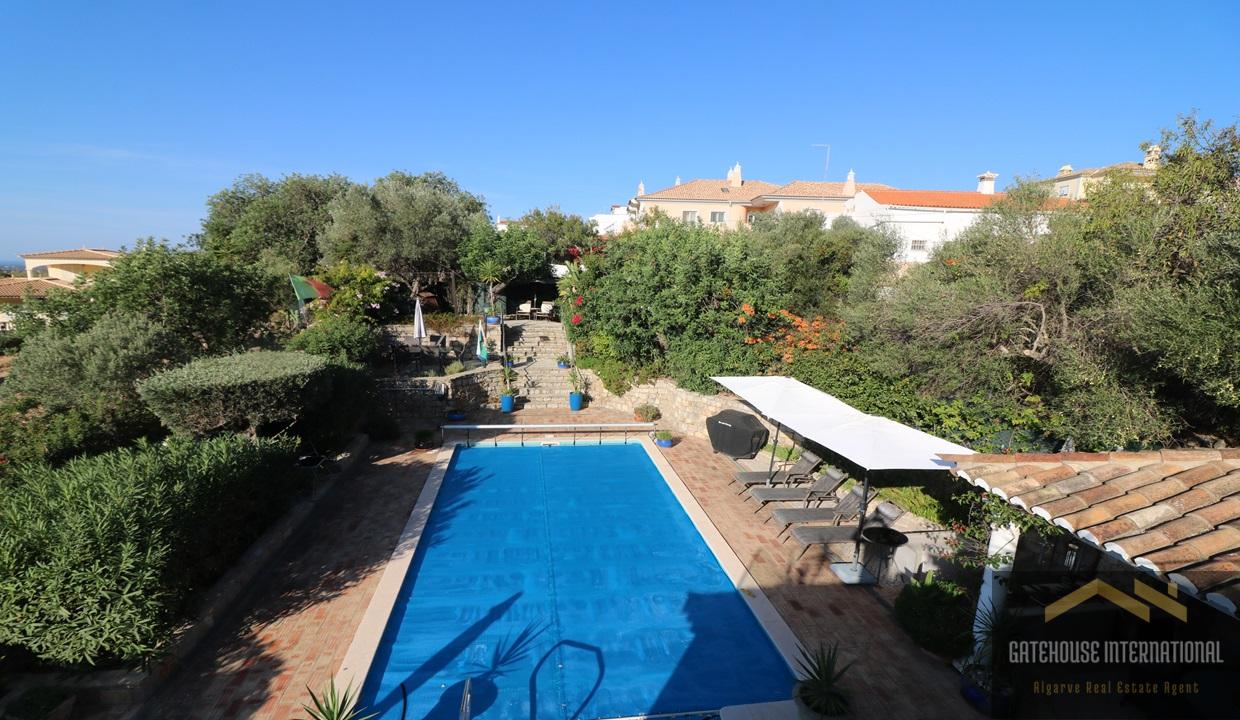 4 Bedroom Villa For Sale In Santa Barbara de Nexe Algarve76