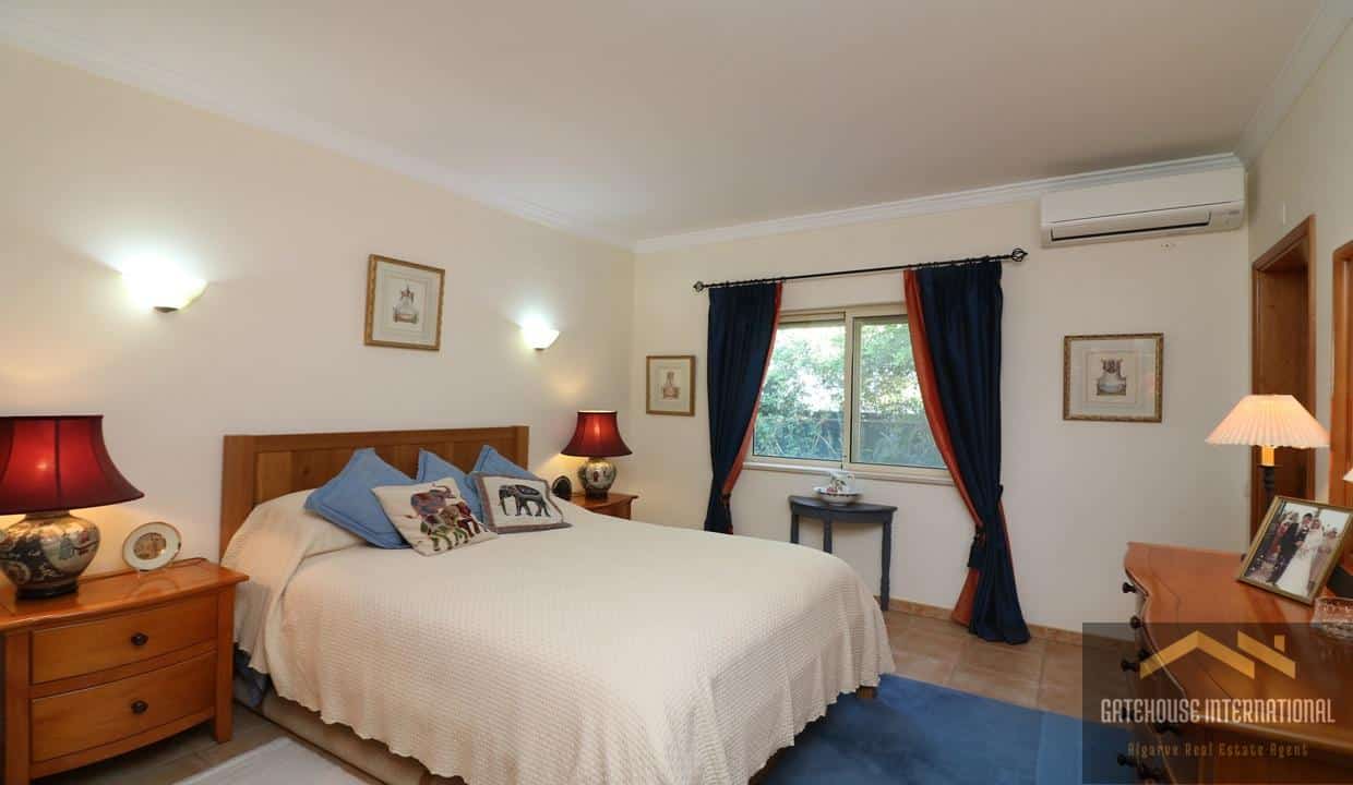4 Bedroom Villa For Sale In Santa Barbara de Nexe Algarve78