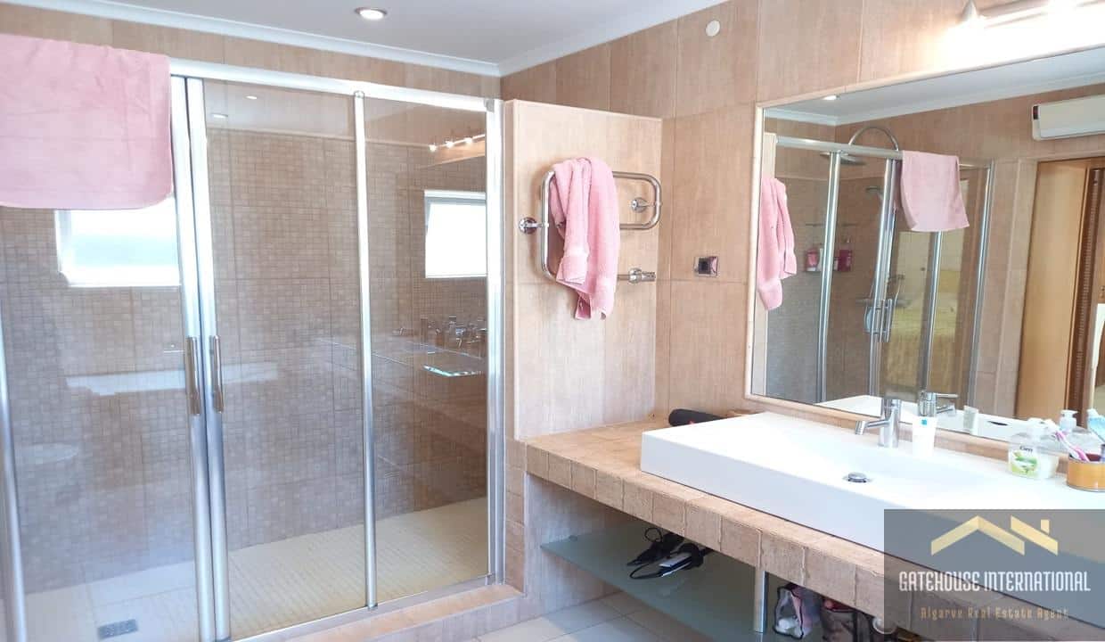 5 Bed Villa For Sale On Santo Antonio Golf Resort In West Algarve112