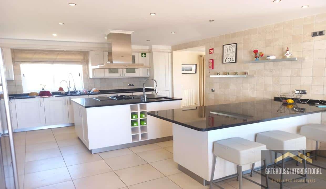 5 Bed Villa For Sale On Santo Antonio Golf Resort In West Algarve9