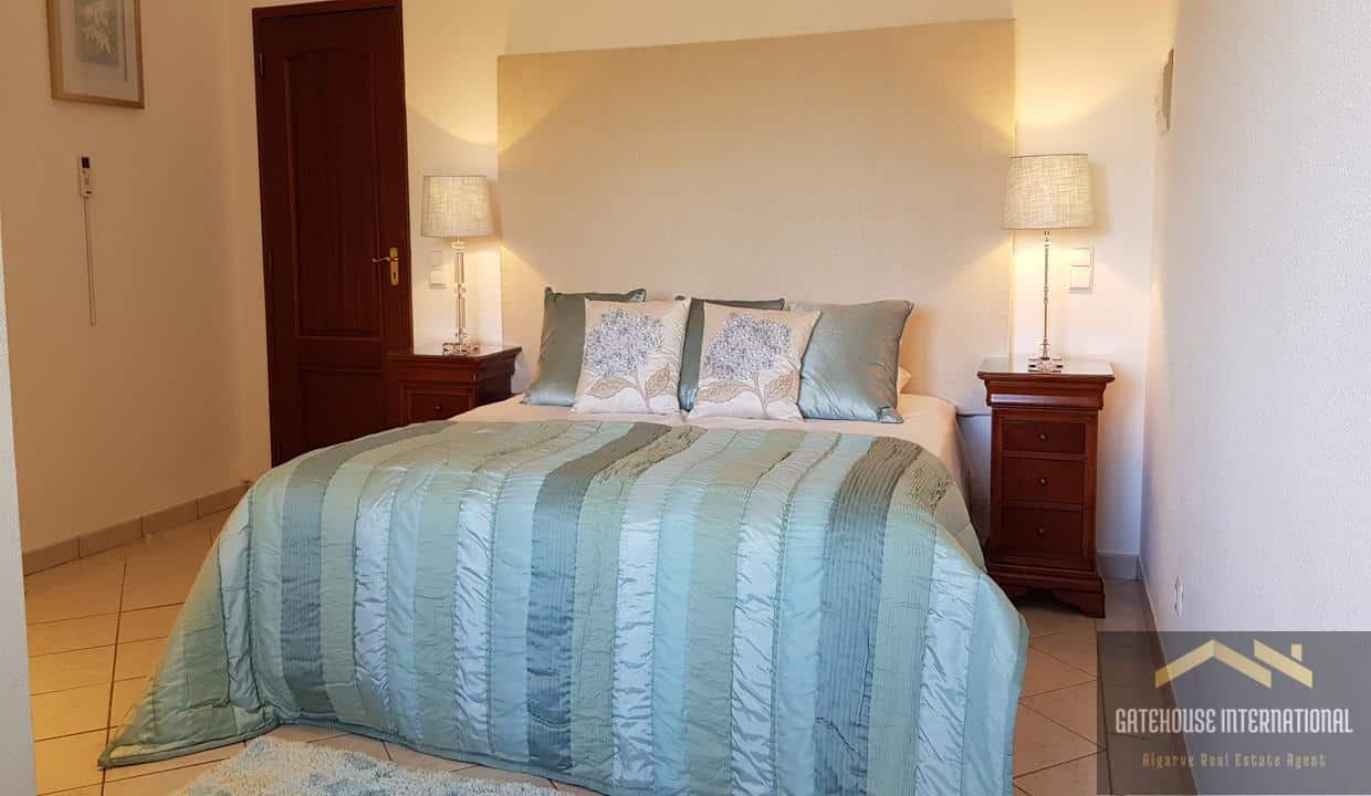 7 Bed Villa For Sale In Vilamoura Algarve 00