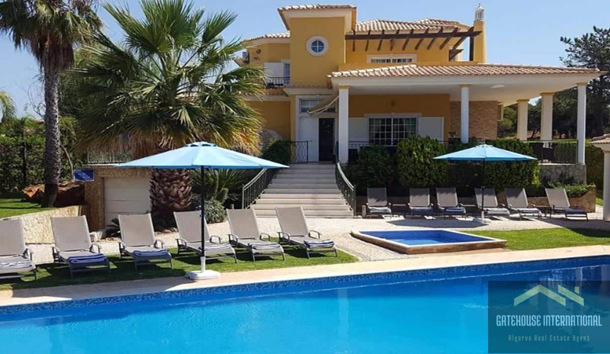 8 Bed Villa With Large Gardens For Sale In Almancil Algarve 98
