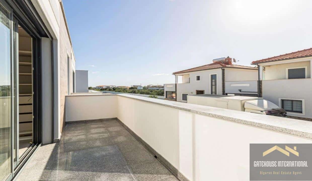 Brand New Linked Villa For Sale In Albufeira Algarve 54