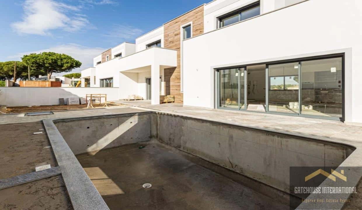 Brand New Linked Villa For Sale In Albufeira Algarve 98