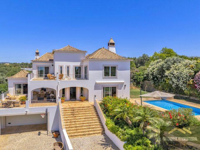 Landelijke villa met 4 slaapkamers en uitzicht op zee in Oost-Algarve 9