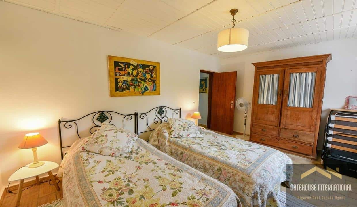 Countryside 10 Bedroom Bed & Breakfast Property In West Algarve 43