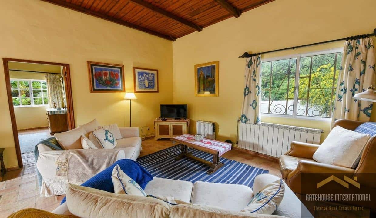 Countryside 10 Bedroom Bed & Breakfast Property In West Algarve 6