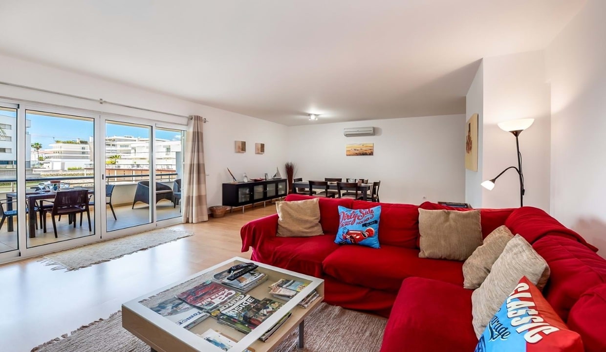 Ground Floor 2 Bed Apartment On Lagos Marina West Algarve1