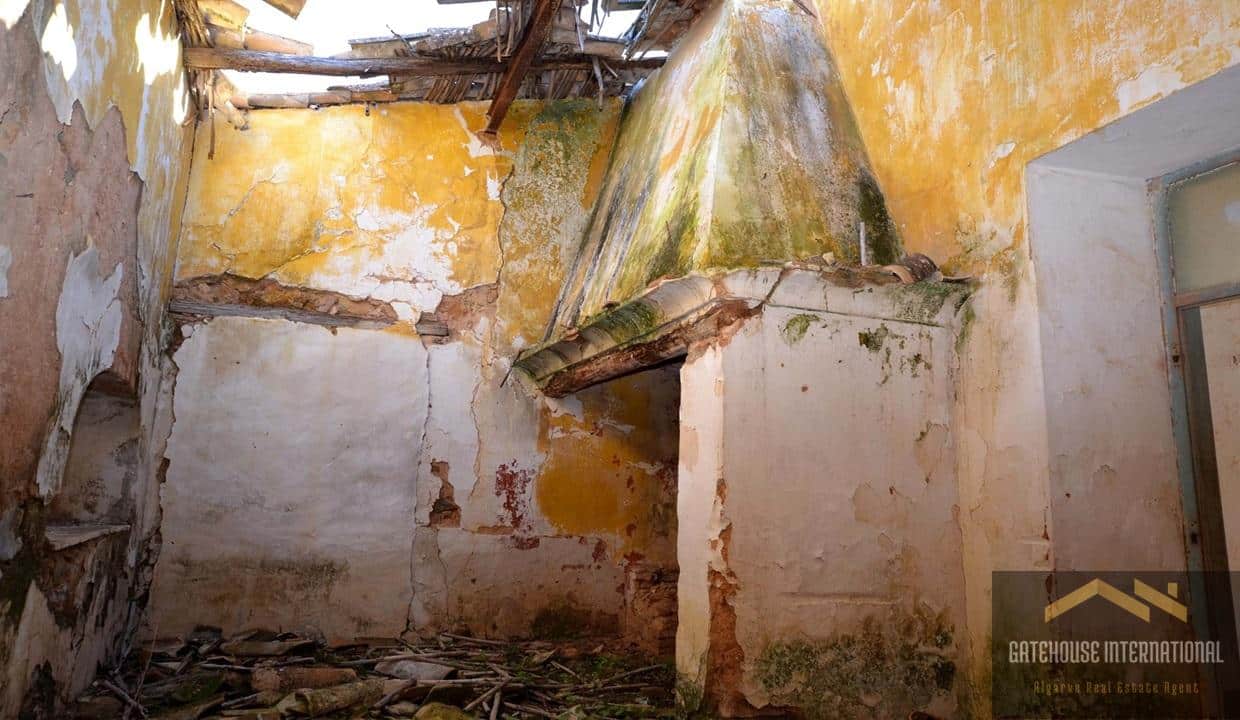 Old House Ruin For renovation in Goldra Loule Algarve78