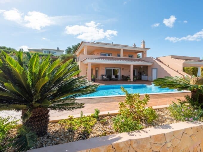 Villa med 4 soveværelser og havudsigt i Porto de Mos Lagos Algarve 67