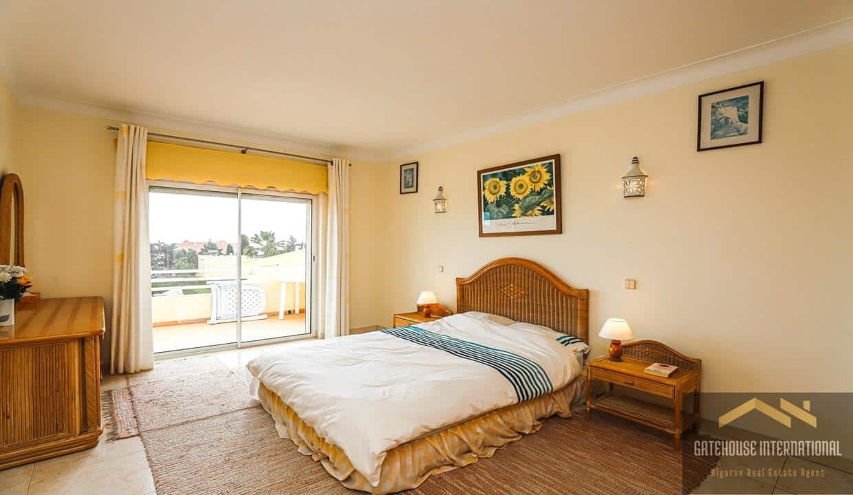 Sea View 4 bed Duplex Apartment In Praia da Luz Algarve 45