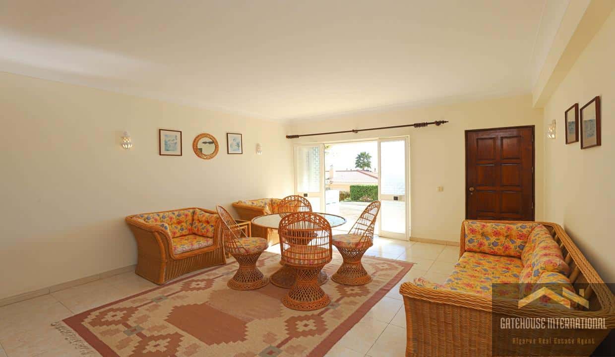 Sea View 4 bed Duplex Apartment In Praia da Luz Algarve4443