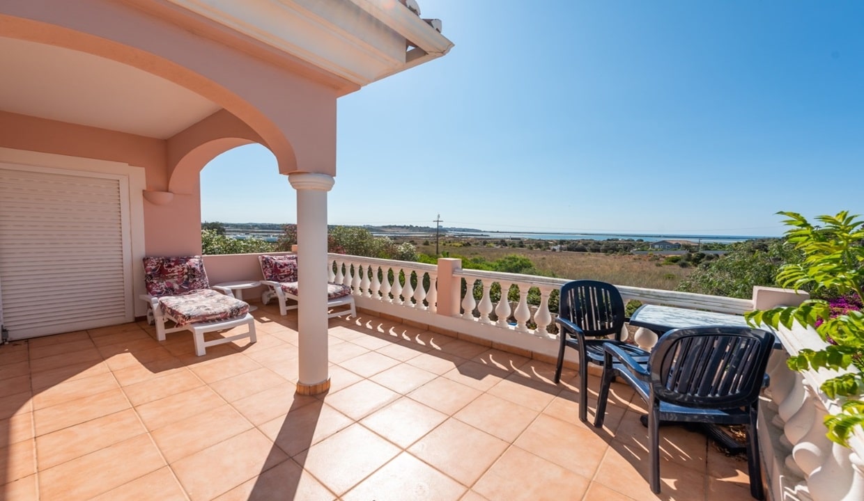 Sea View 5 Bed Villa For Sale In Lagos Algarve00