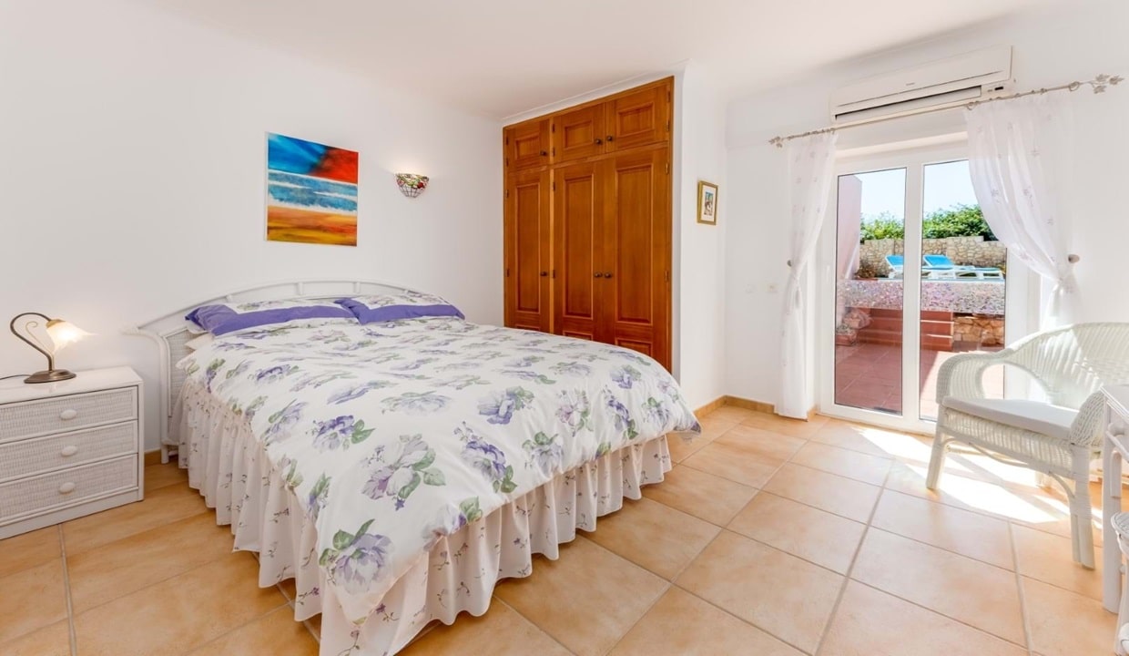 Sea View 5 Bed Villa For Sale In Lagos Algarve33