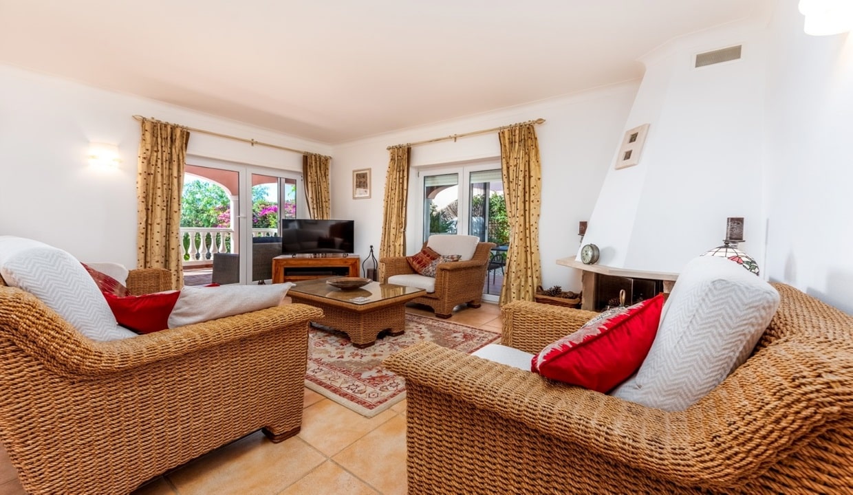 Sea View 5 Bed Villa For Sale In Lagos Algarve5
