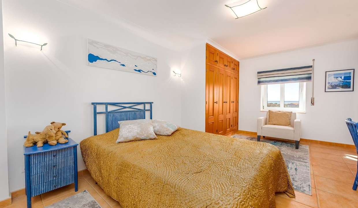 Sea View 5 Bed Villa For Sale In Lagos Algarve88