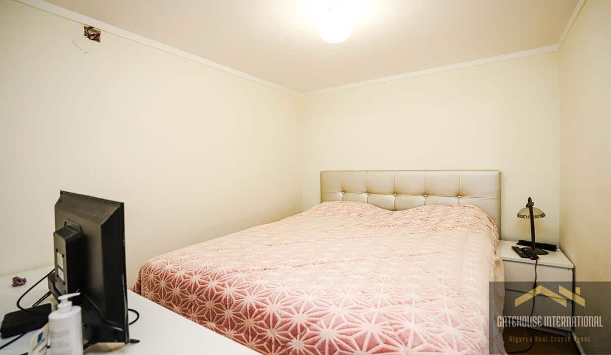 Single Storey 2 Bed House In Praia da Luz Algarve555