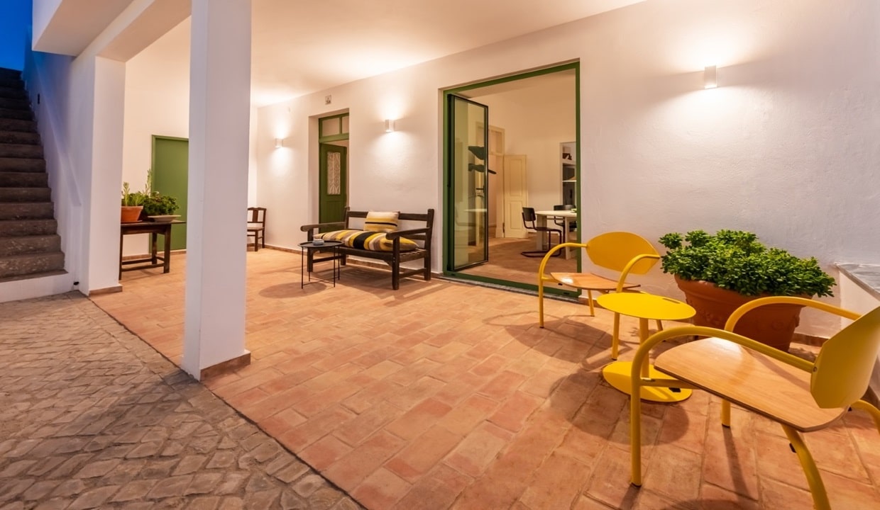 Traditional Restored 6 Bed Villa In Silves Algarve 11