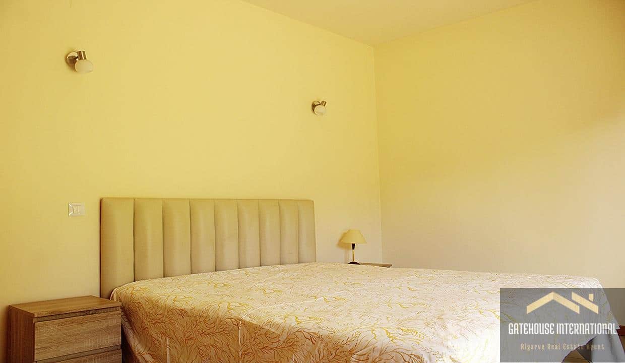 2 Bed Apartment In A Condominium With Swimming Pool In Burgau Algarve999