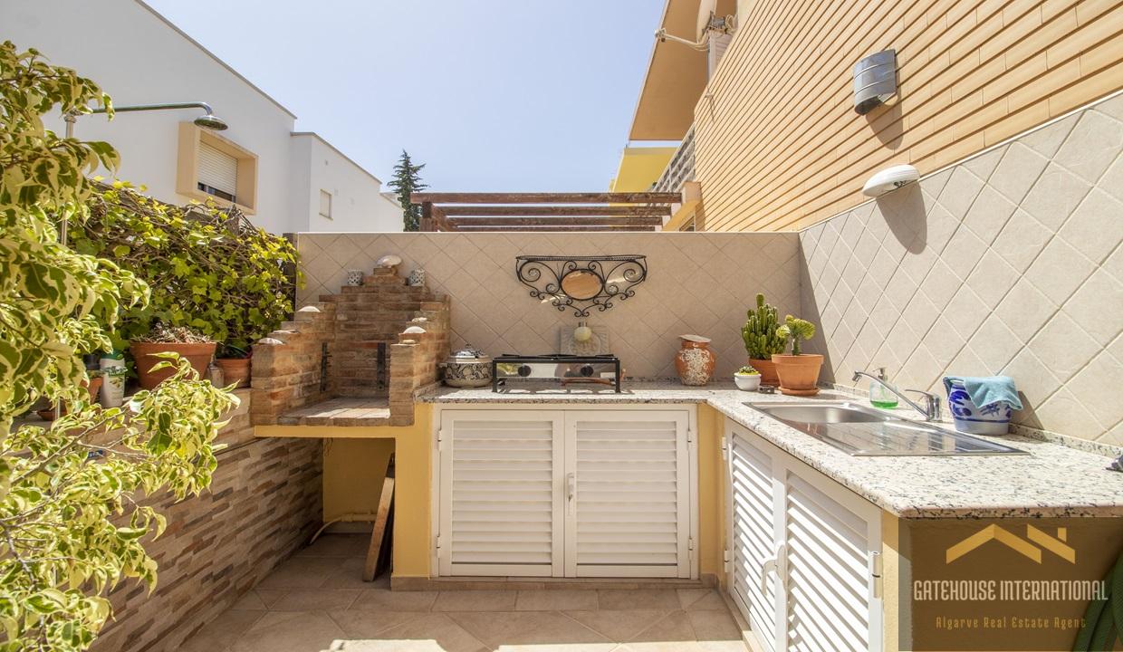3 Bed Townhouse In Porches Algarve65