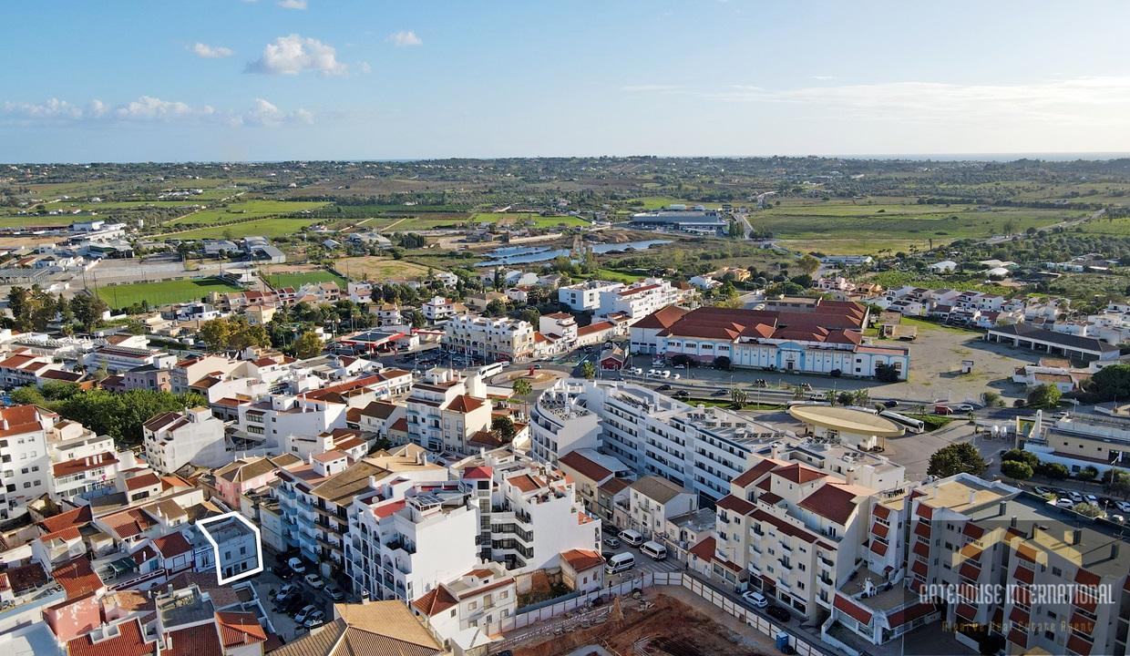 3 Bed Townhouse Under Renovation In Lagoa Algarve