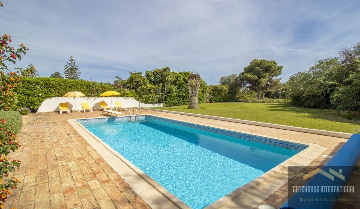 4 Bed Villa With Pool In Lagoa Algarve 21