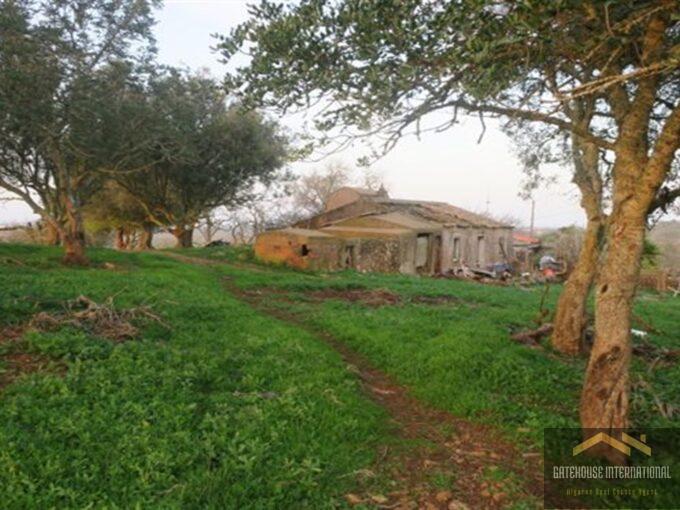4.3 Hectares With 2 Ruins Allowing To Build 2 Villas In West Algarve09