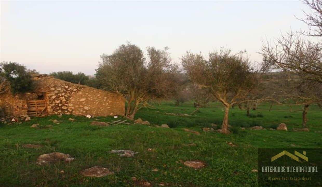 4.3 Hectares With 2 Ruins Allowing To Build 2 Villas In West Algarve76
