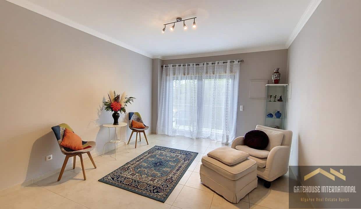 5 Bed Linked Villa In Albufeira Algarve For Sale 8
