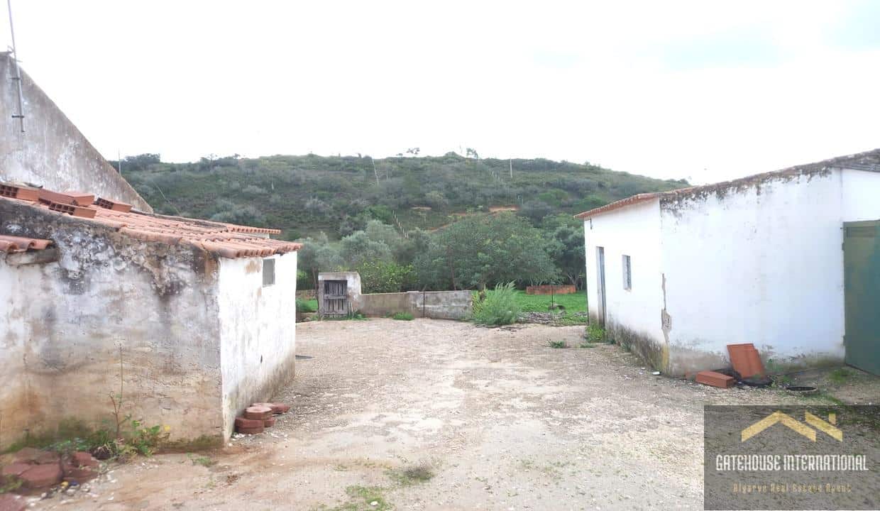 Algarve Farm & Outbuildings For Renovation In Mexilhoeira Grande Portimao 5
