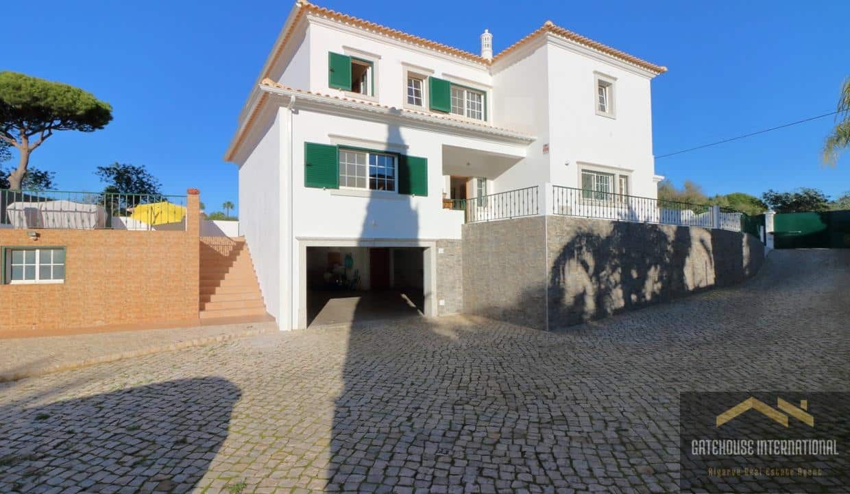 Private 4 Bed Detached Villa With Views In Vilamoura Algarve 43