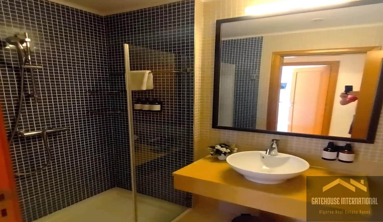 2 Bed Golf Apartment In Victoria Residences Vilamoura Algarve 0