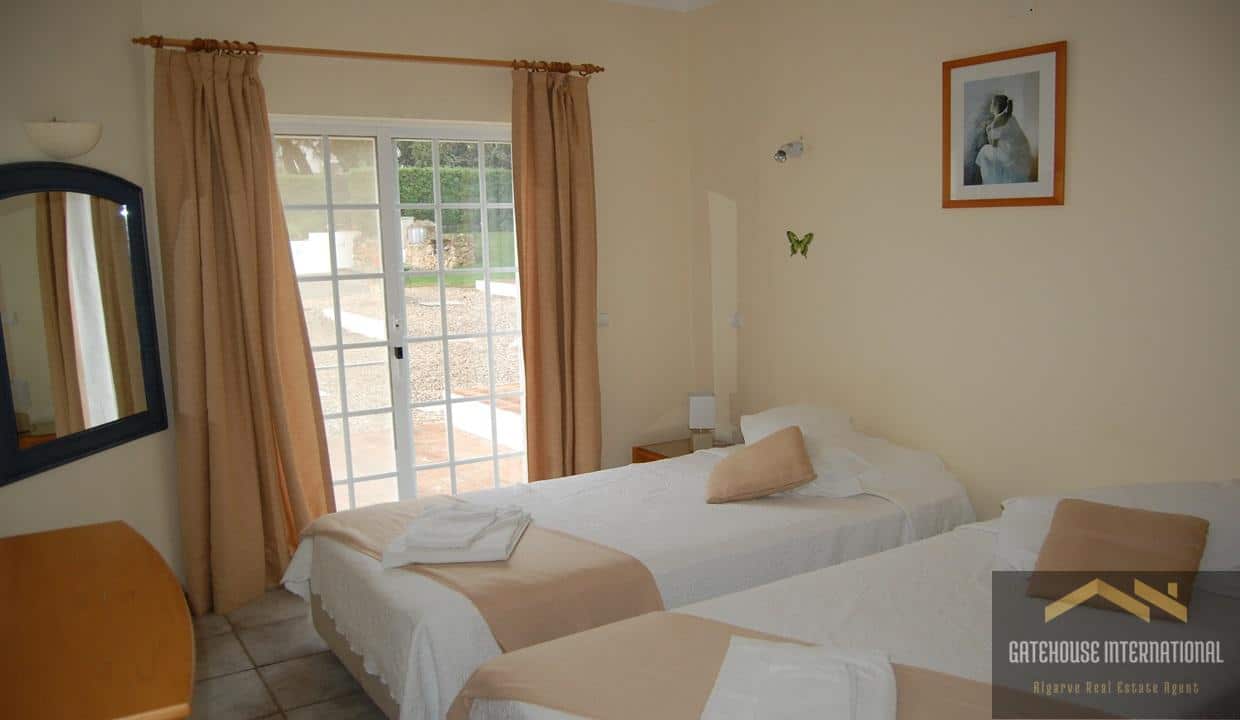 2 Bed Townhouse In Quinta do Rosal Carvoeiro Algarve 7