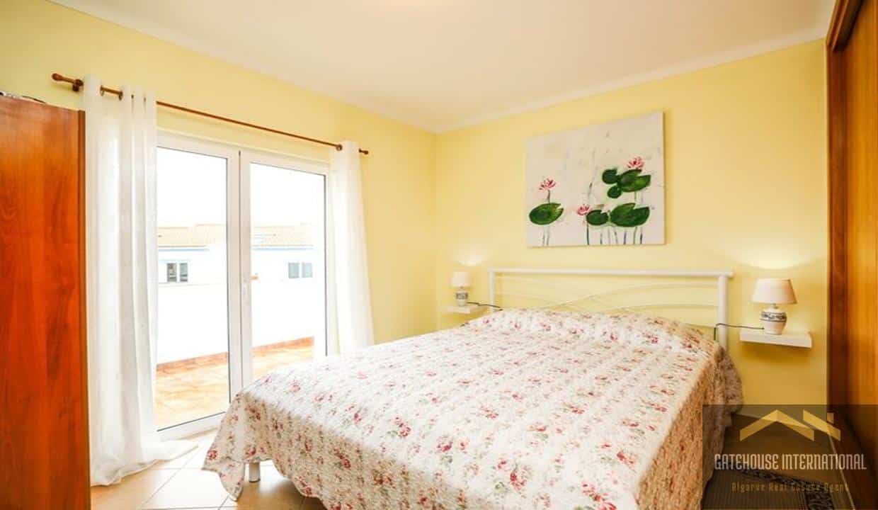 3 Bed House In A Condominium In Aljezur Algarve98