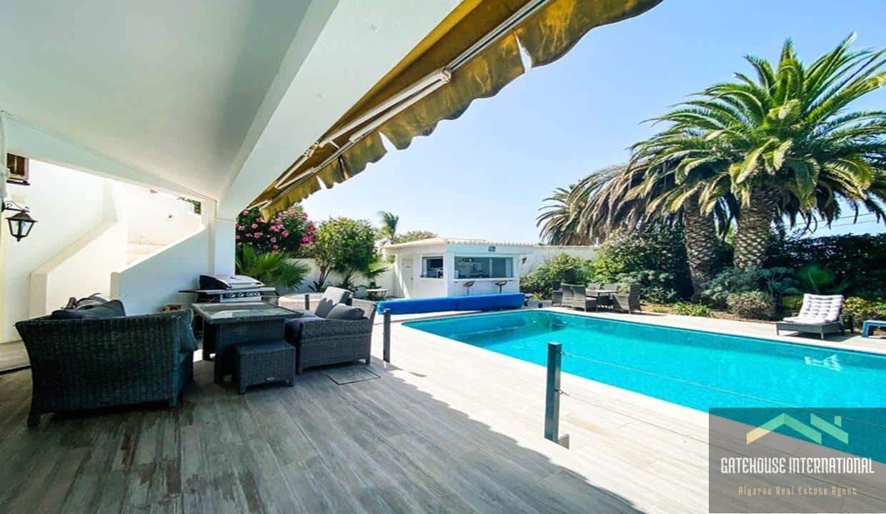 4 Bed Villa With Pool In Praia da Luz Algarve09