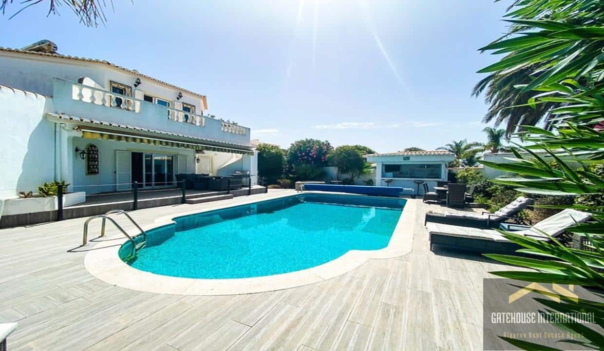 4 Bed Villa With Pool In Praia da Luz Algarve55