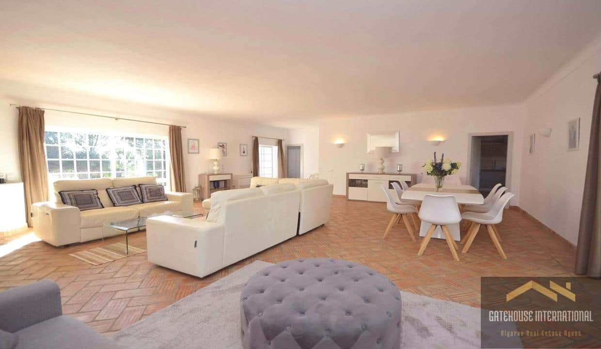 5 Bed Villa & 1 Bed Annexe In Boliqueime Algarve00