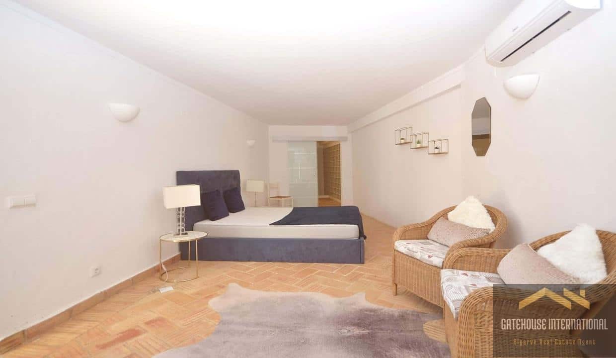 5 Bed Villa & 1 Bed Annexe In Boliqueime Algarve099